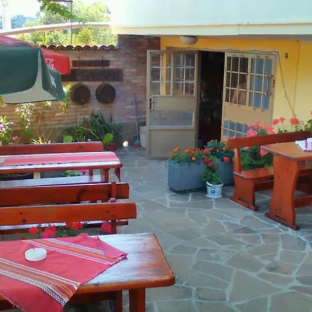 ホテル Famili Barba Yani