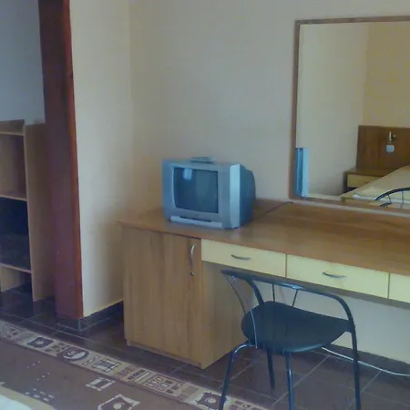 Famili Barba Yani ホテル *