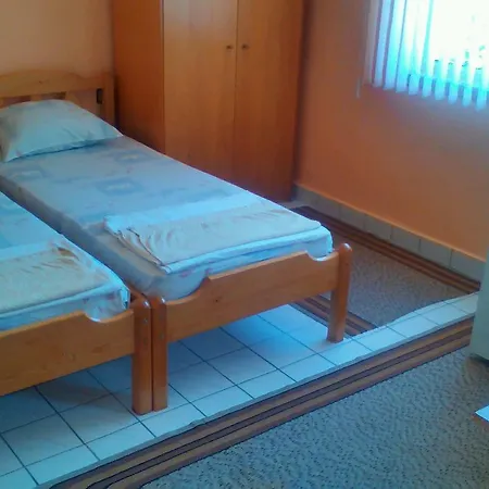 ホテル Famili Barba Yani